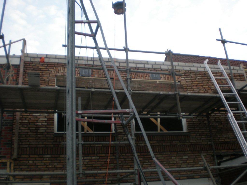 Achtergevel, schoorsteen en dakwerk &ndash; foto 6