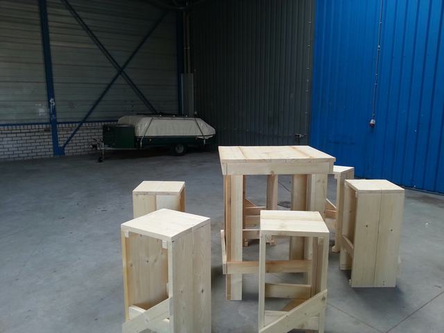 Steigerhouten meubels